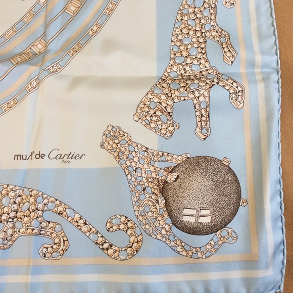 Cartier Jeweled Tiger Silk Scarf 🐅💎 - Picture 3 of 9